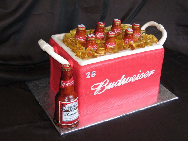 Beer On Ice Custom Chest Cake